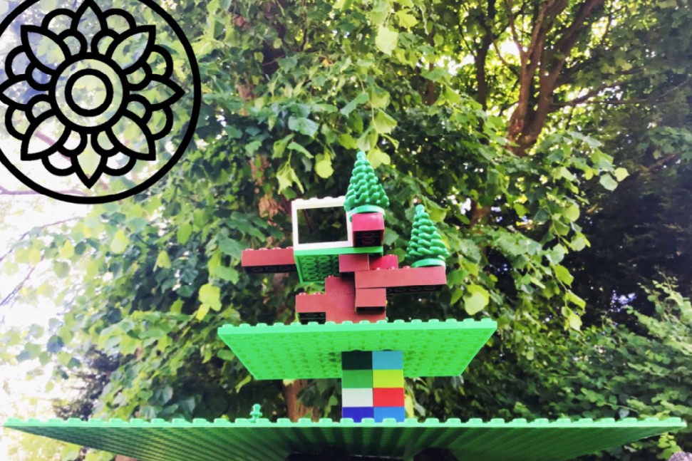 Lego Treehouse Adventure