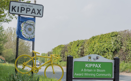 Kippax welcome sign
